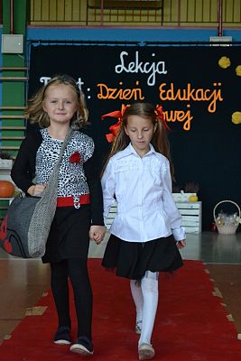 Grafika #6: Dzień Edukacji Narodowej