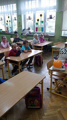 Grafika #1: Lekcja o autyzmie