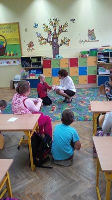 Grafika #7: Lekcja o autyzmie