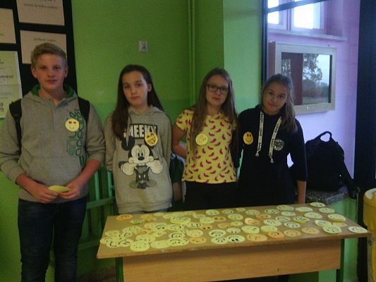 Grafika #1: Światowy Dzień Uśmiechu