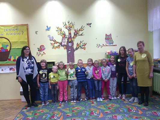 Grafika #4: Światowy Dzień Uśmiechu