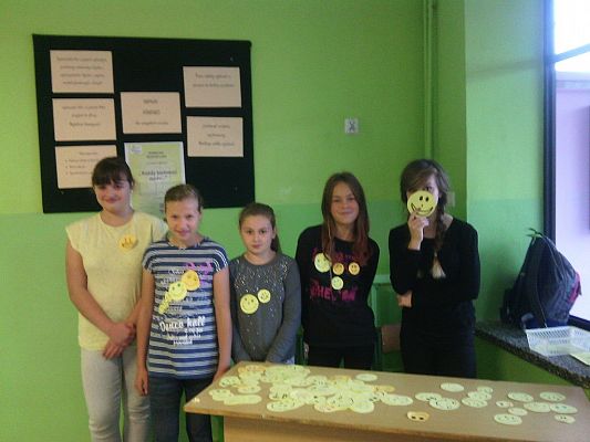 Grafika #9: Światowy Dzień Uśmiechu