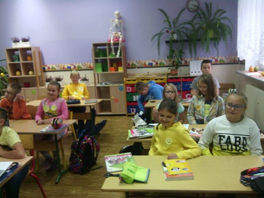 Grafika #10: Światowy Dzień Uśmiechu