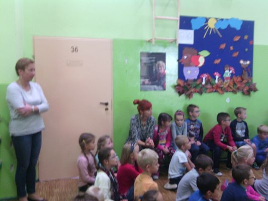 Grafika #1: SPOTKANIE Z POLICJANTAMI Z KOMENDY POWIATOWEJ POLICJI W LĘBORKU