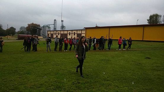 Grafika #2: Wyprawa integracyjna połączona z otrzęsinami klas pierwszych gimnazjum