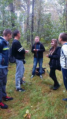 Grafika #4: Wyprawa integracyjna połączona z otrzęsinami klas pierwszych gimnazjum