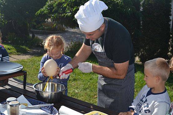 Grafika #17: Strusia Farma w Kniewie