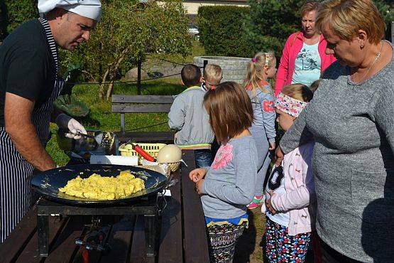 Grafika #21: Strusia Farma w Kniewie