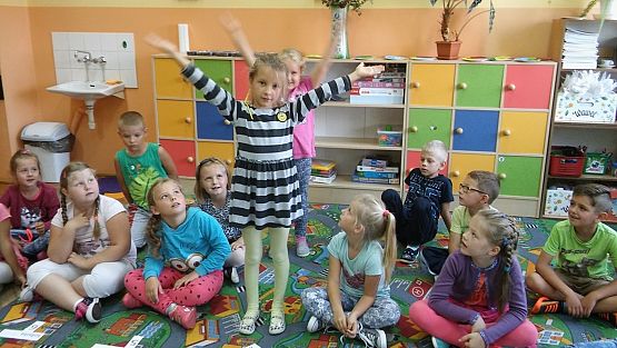 Grafika #14: Klasa IIa pracuje już na 102!