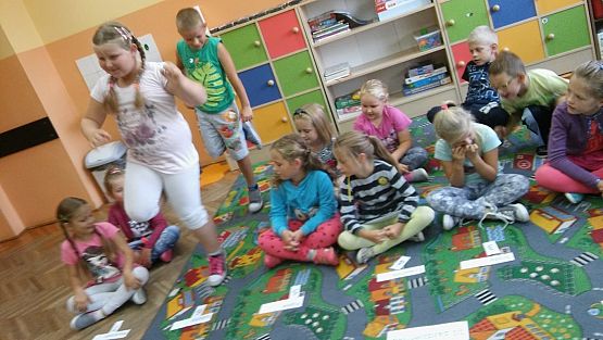 Grafika #15: Klasa IIa pracuje już na 102!