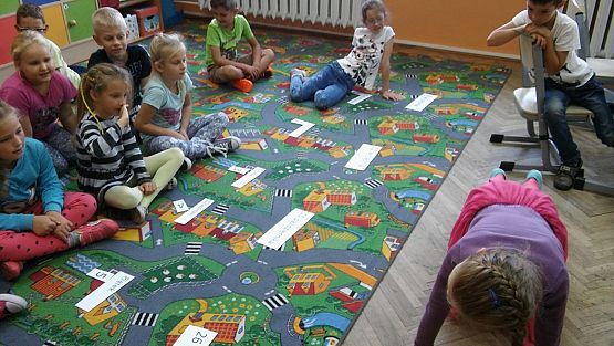 Grafika #16: Klasa IIa pracuje już na 102!