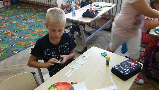 Grafika #22: Klasa IIa pracuje już na 102!