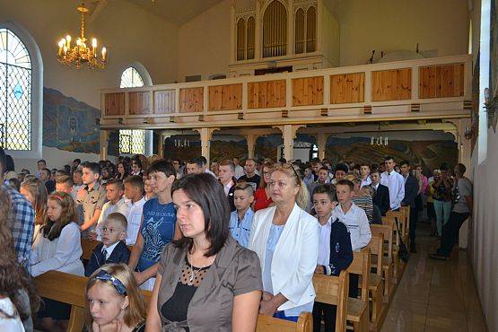 Grafika #3: Uroczyste rozpoczęcie roku szkolnego 2016/2017