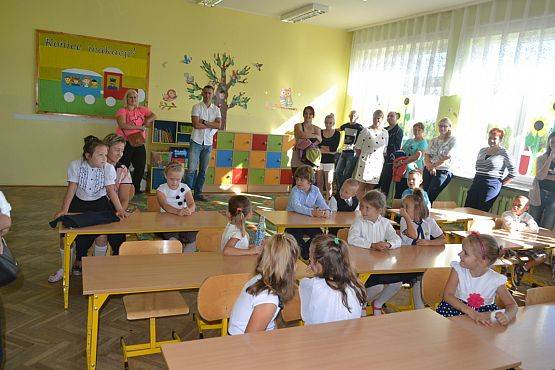 Grafika #25: Uroczyste rozpoczęcie roku szkolnego 2016/2017