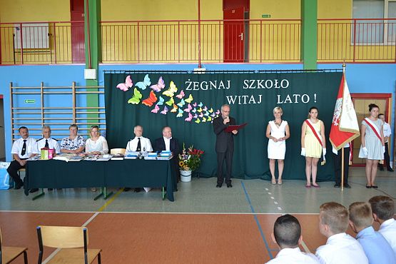 Grafika #0: Uroczyste zakończenie roku szkolnego 2015/2016