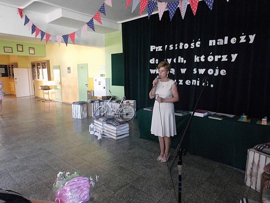 Grafika #24: Uroczyste zakończenie roku szkolnego 2015/2016