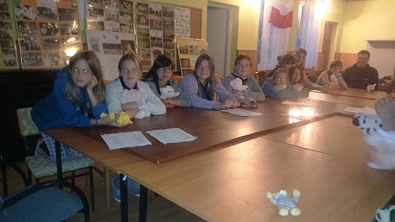 Grafika #6: Harcerski obóz w Szklanej Hucie