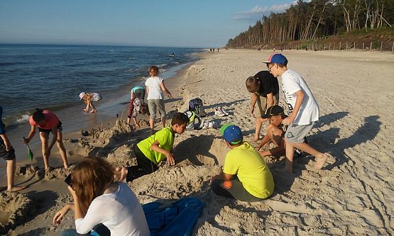 Grafika #5: Klasa IV na biwaku 15-17 czerwca