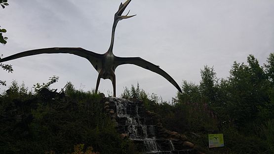 Grafika #0: Park Dinozaurów - wycieczka przedszkolaków do Łeby