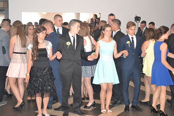 Grafika #22: BAL GIMNAZJALNY 2016