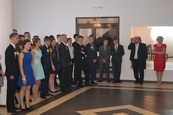 Grafika #30: BAL GIMNAZJALNY 2016