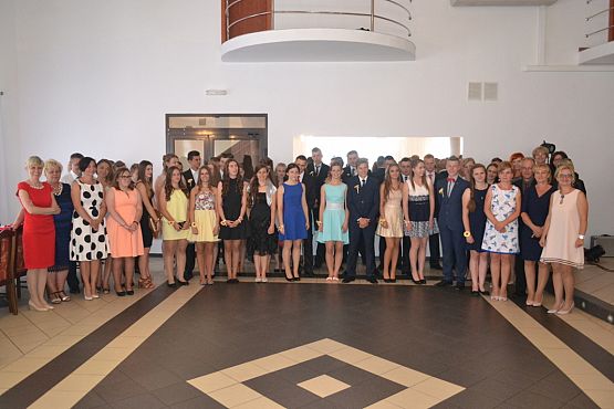 Grafika #31: BAL GIMNAZJALNY 2016