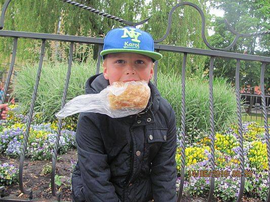 Grafika #10: Wycieczka drugoklasistów do Łeby