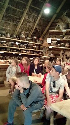 Grafika #1: Wycieczka do Biskupina, Gniezna