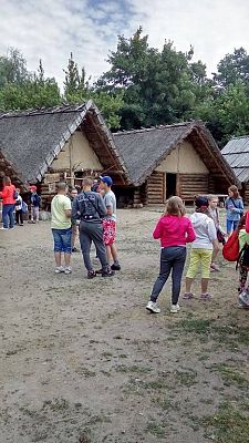 Grafika #24: Wycieczka do Biskupina, Gniezna