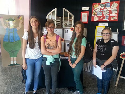 Grafika #7: Obchody  Tygodnia niemieckiego.