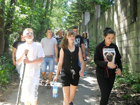 Grafika #9: Biwak w Chmielnie