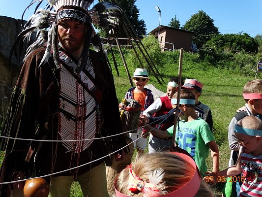 Grafika #9: Pierwszaki na "Indiańskiej Ścieżce"