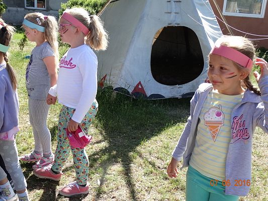 Grafika #11: Pierwszaki na "Indiańskiej Ścieżce"