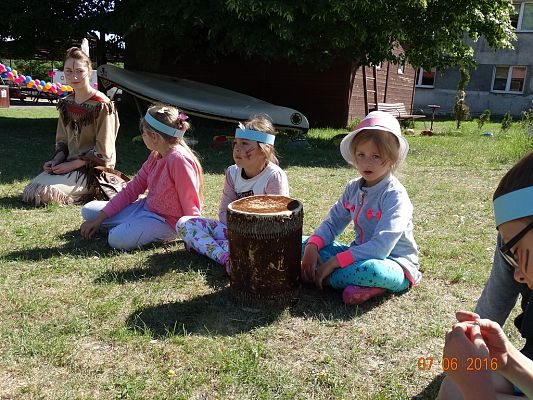 Grafika #16: Pierwszaki na "Indiańskiej Ścieżce"