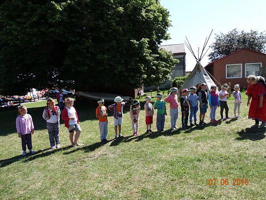 Grafika #24: Pierwszaki na "Indiańskiej Ścieżce"