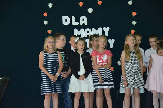 Grafika #6: Dzień Mamy i Taty w Świetlicy Wiejskiej w Łebieniu