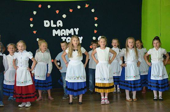 Grafika #25: Dzień Mamy i Taty w Świetlicy Wiejskiej w Łebieniu