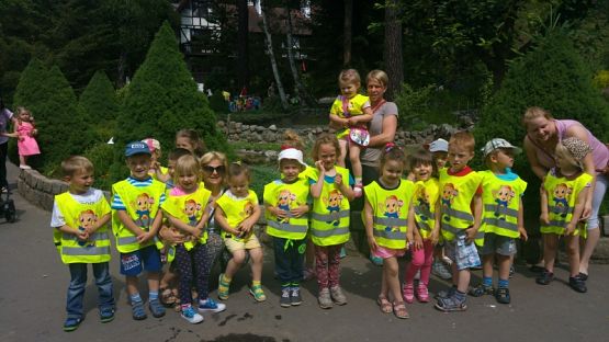 Grafika #8: Wycieczka przedszkolaków do ZOO