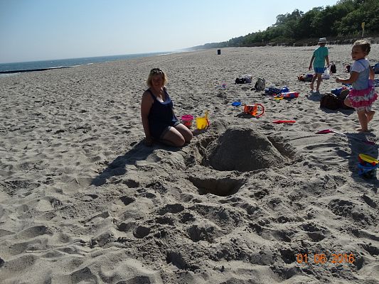 Grafika #32: Wycieczka pierwszoklasistów do Łeby z okazji Dnia Dziecka