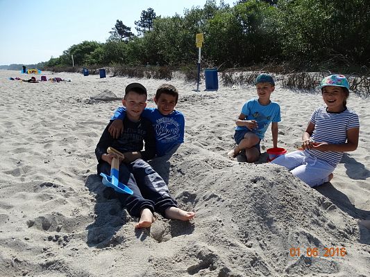 Grafika #53: Wycieczka pierwszoklasistów do Łeby z okazji Dnia Dziecka