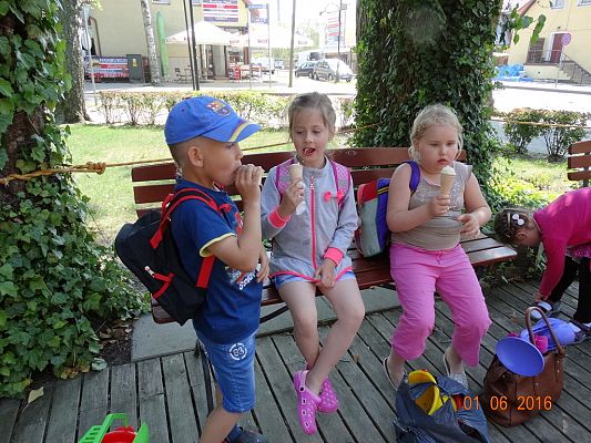 Grafika #55: Wycieczka pierwszoklasistów do Łeby z okazji Dnia Dziecka