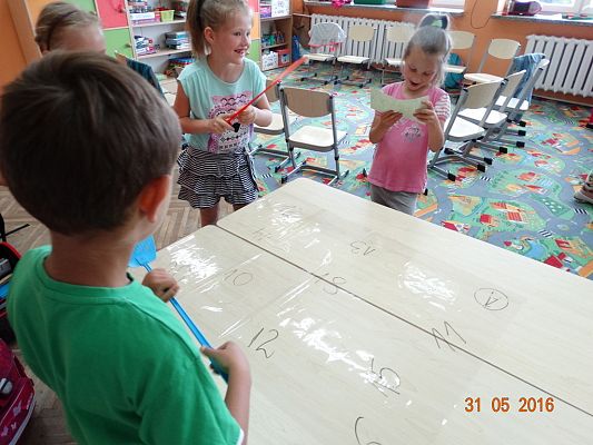 Grafika #10: Zabawy matematyczne pierwszaków