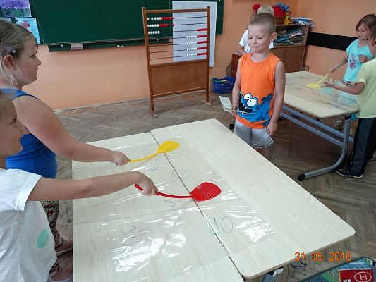 Grafika #8: Zabawy matematyczne pierwszaków