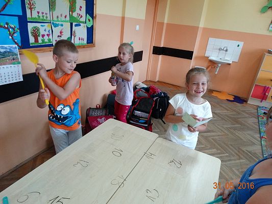 Grafika #3: Zabawy matematyczne pierwszaków