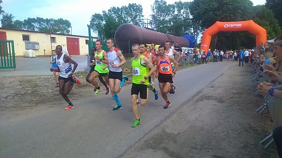 Grafika #12: XXXIV Ogólnopolski Otwarty Bieg Przełajowy o ,, Puchar Leśny " im. Tomasza Hopfera w Obliwicach.