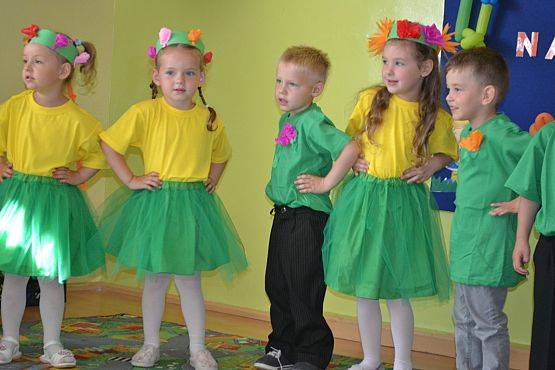 Grafika #6: Dzień Mamy - Dzień Taty - Dzień Rodziny w Przedszkolu