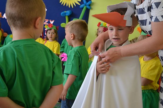 Grafika #11: Dzień Mamy - Dzień Taty - Dzień Rodziny w Przedszkolu