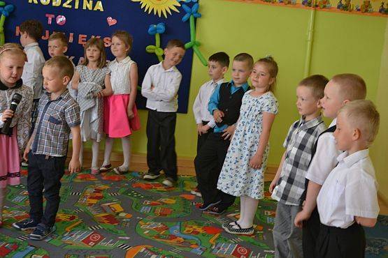 Grafika #14: Dzień Mamy - Dzień Taty - Dzień Rodziny w Przedszkolu