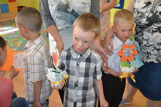 Grafika #19: Dzień Mamy - Dzień Taty - Dzień Rodziny w Przedszkolu