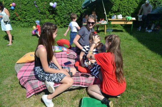 Grafika #20: Dzień Mamy - Dzień Taty - Dzień Rodziny w Przedszkolu